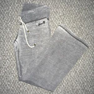 Seven lounge sweatpants with tie.